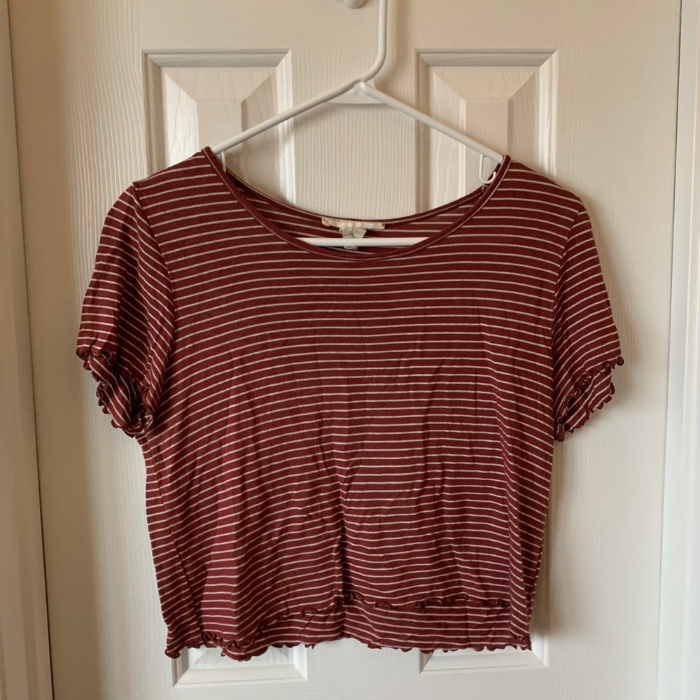 striped short sleeve crop